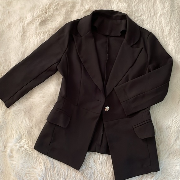 Black 3/4 sleeve button blazer - Picture 1 of 11